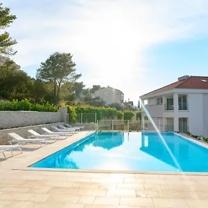 Malo Apartmanhotel